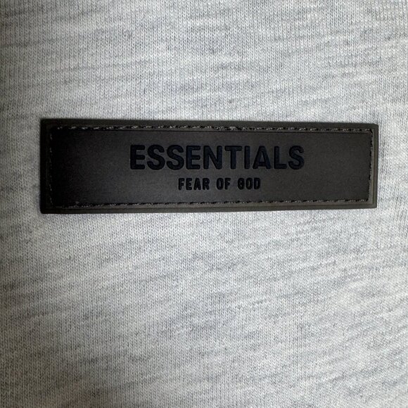 Fear Of God Essentials 1977 t shirt Long Sleeve Mens Size Medium Heather gray - Picture 5 of 8
